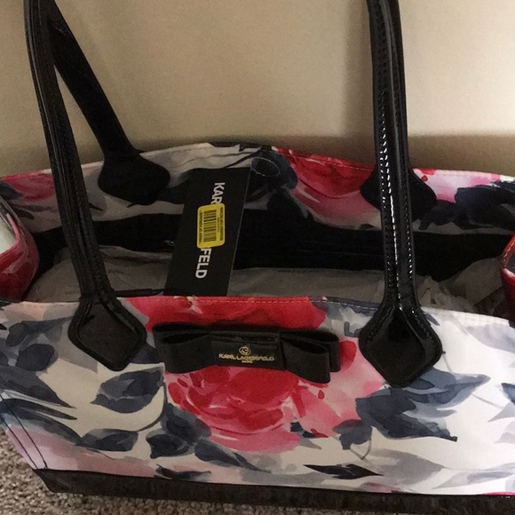 Karl Lagerfeld Tote - Picture 2 of 3